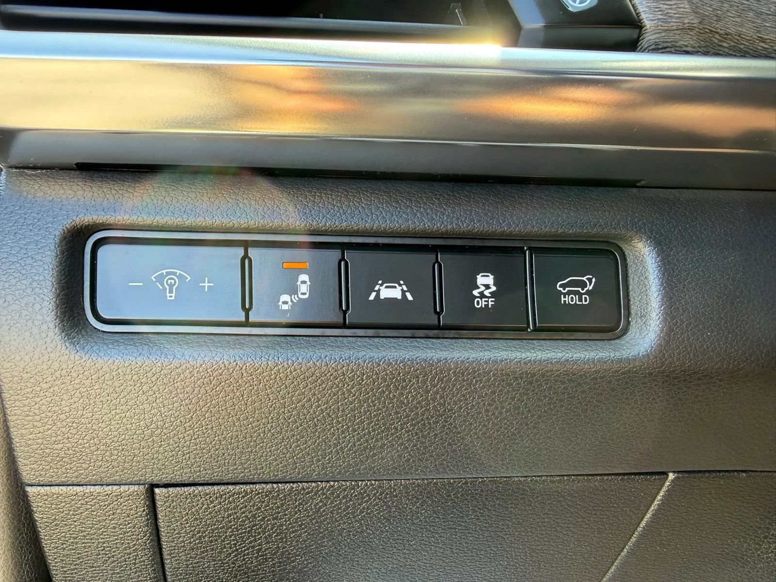 Used 2022 Kia Telluride EX w/ Towing Package AWD/4WD image 32
