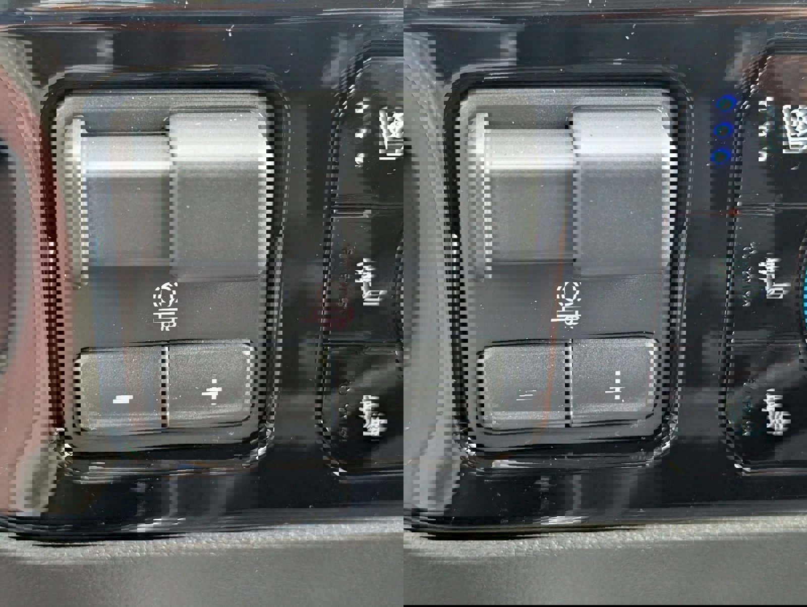 New 2026 Chevrolet Silverado 2500 LTZ w/ LTZ Premium Package image 19