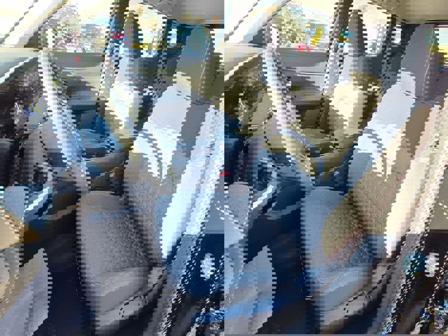 New 2026 Nissan Kicks SV w/ Cold Weather Package AWD/4WD image 10