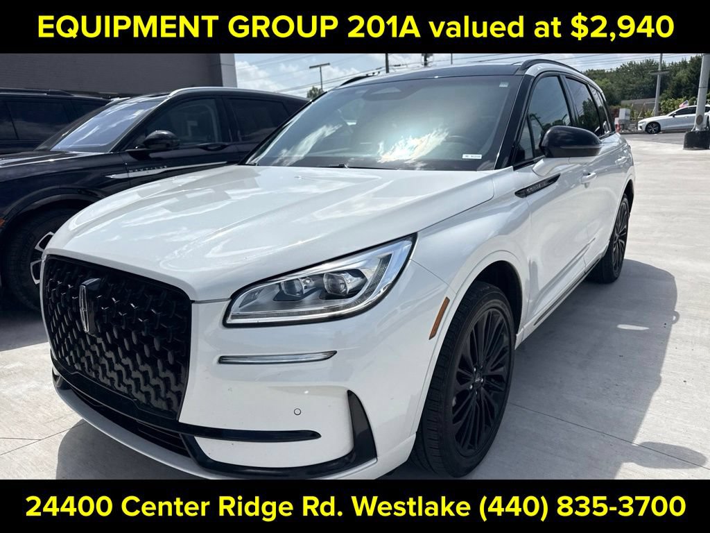 Used 2023 Lincoln Corsair Reserve w/ Equipment Group 201A AWD/4WD image 3