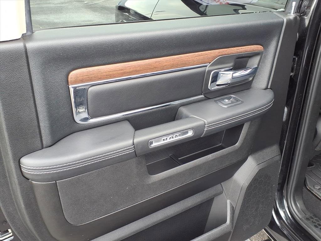 Used 2018 RAM 1500 Laramie w/ Convenience Group image 13