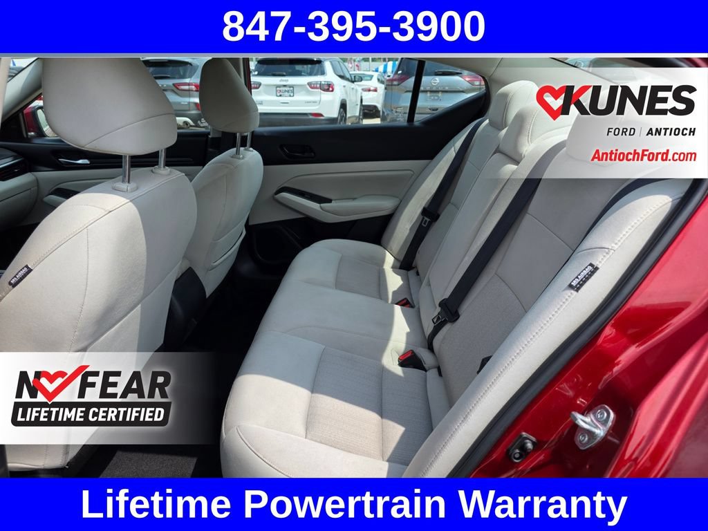 Used 2024 Nissan Altima 2.5 SV w/ SV Premium Package FWD image 31
