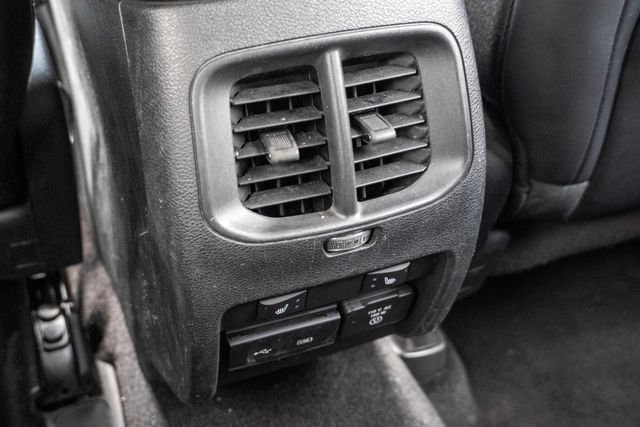 Used 2019 Jeep Cherokee Overland w/ Technology Group AWD/4WD image 56
