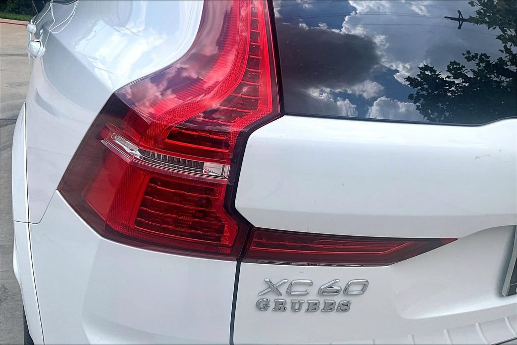 Used 2023 Volvo XC60 B5 Ultimate w/ Protection Package Premier FWD image 41