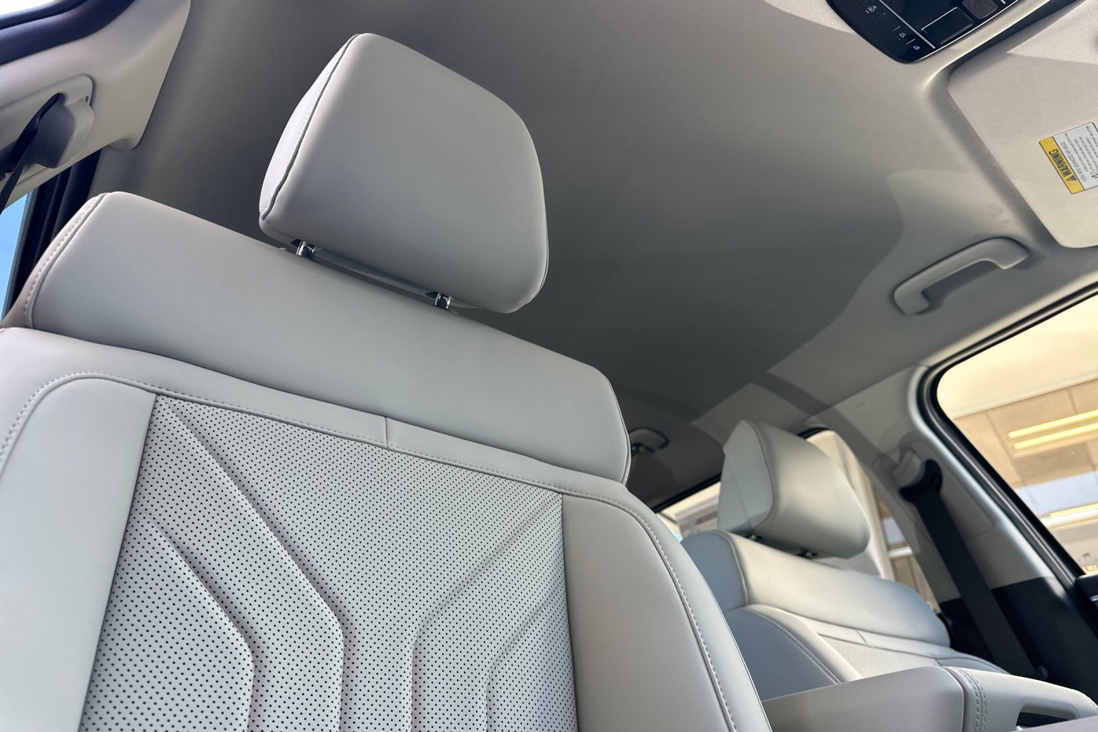 New 2027 Hyundai Santa Fe SEL FWD image 17