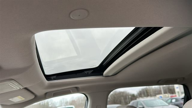 Used 2023 Honda CR-V EX-L image 11