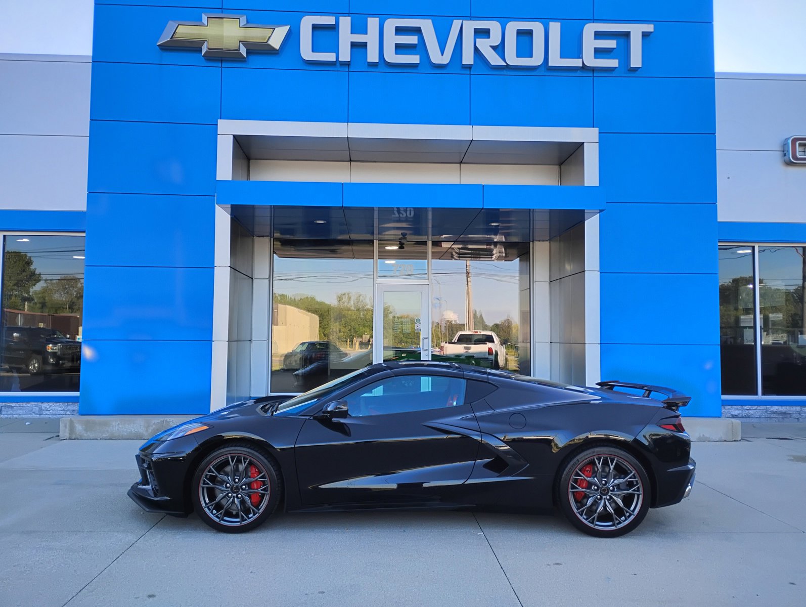 Used 2025 Chevrolet Corvette Stingray Premium Cpe w/ Z51 Performance Package image 18