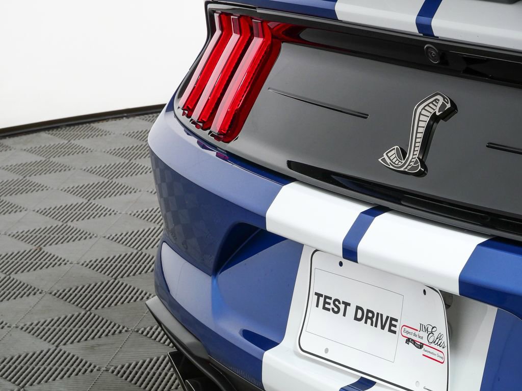 Used 2021 Ford Mustang Shelby GT500 w/ Technology Package RWD image 30