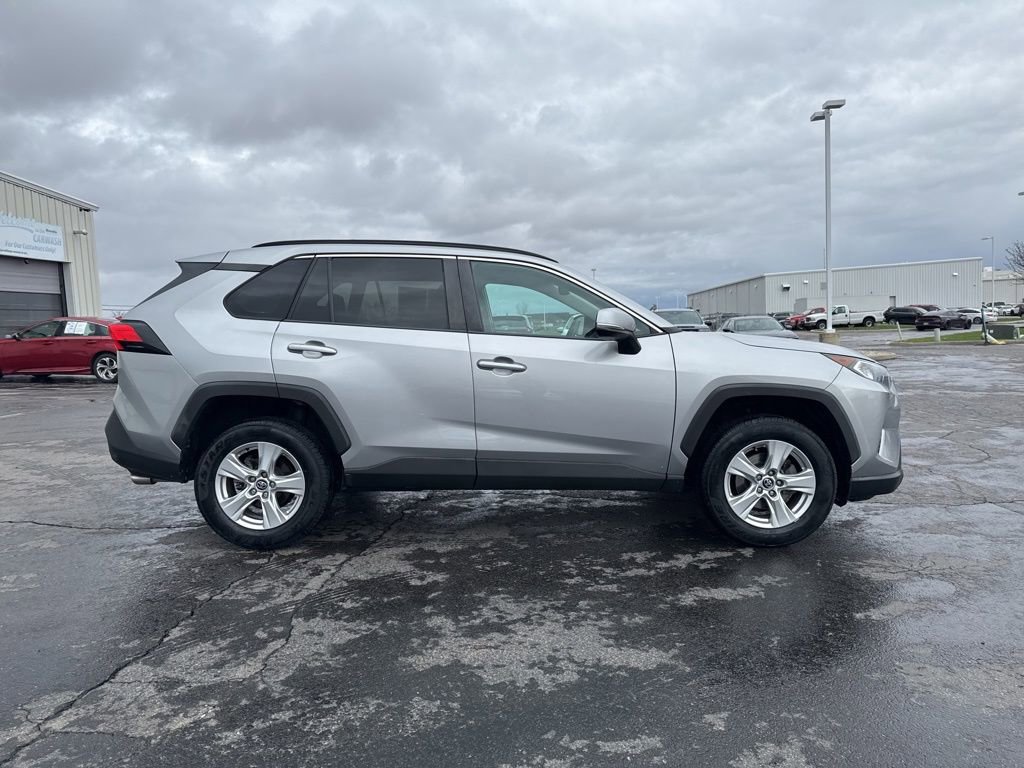 Used 2020 Toyota RAV4 XLE image 8