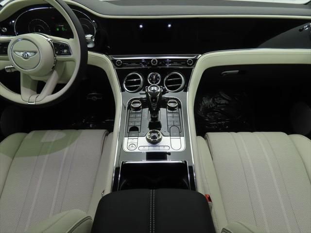 Used 2025 Bentley Continental GT image 13