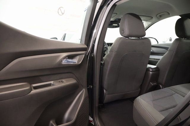 New 2027 Chevrolet Bolt LT w/ Comfort Package FWD image 26