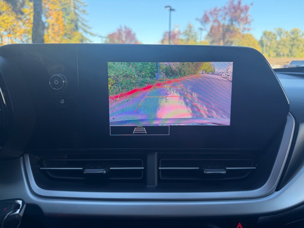 Used 2024 Chevrolet Trax LS FWD image 23
