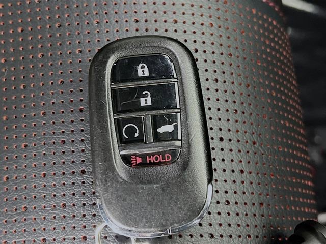 Used 2025 Honda Pilot Black Edition image 33