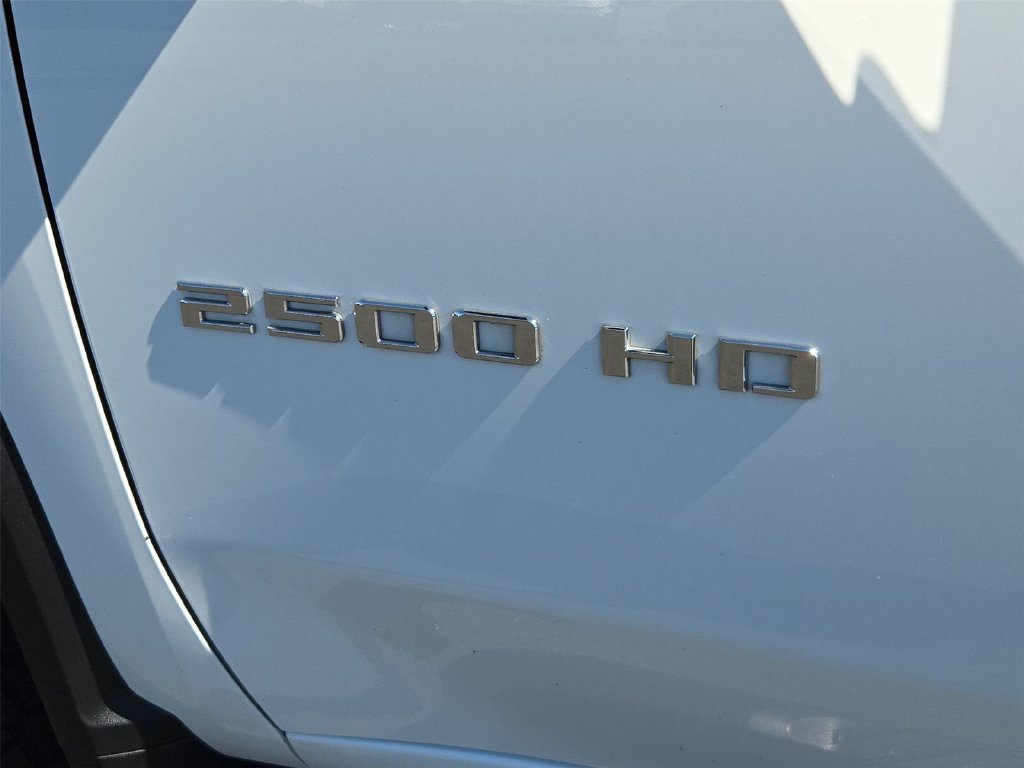 Certified 2022 Chevrolet Silverado 2500 LT AWD/4WD image 22