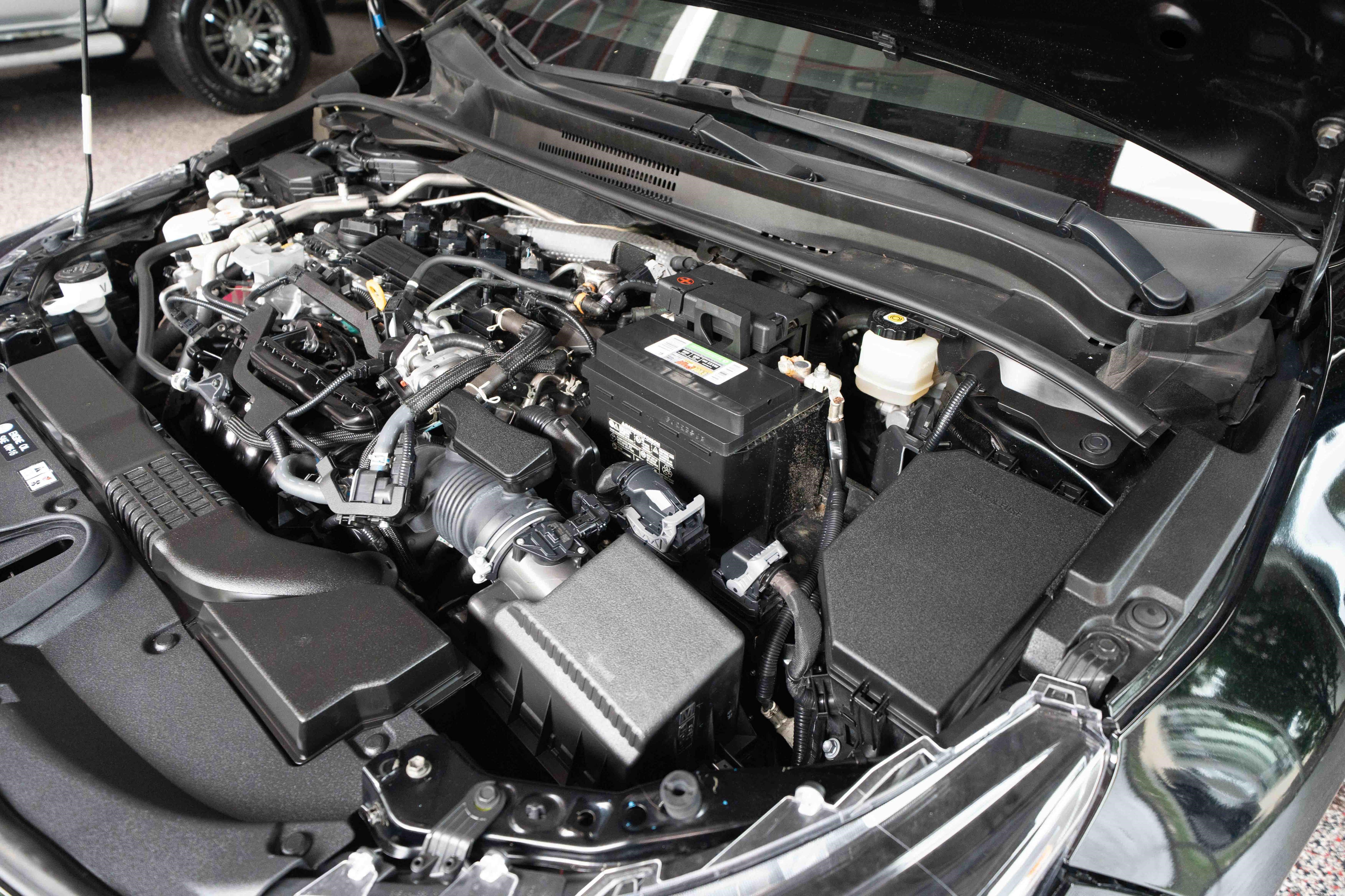 Used 2022 Toyota Corolla SE FWD image 32