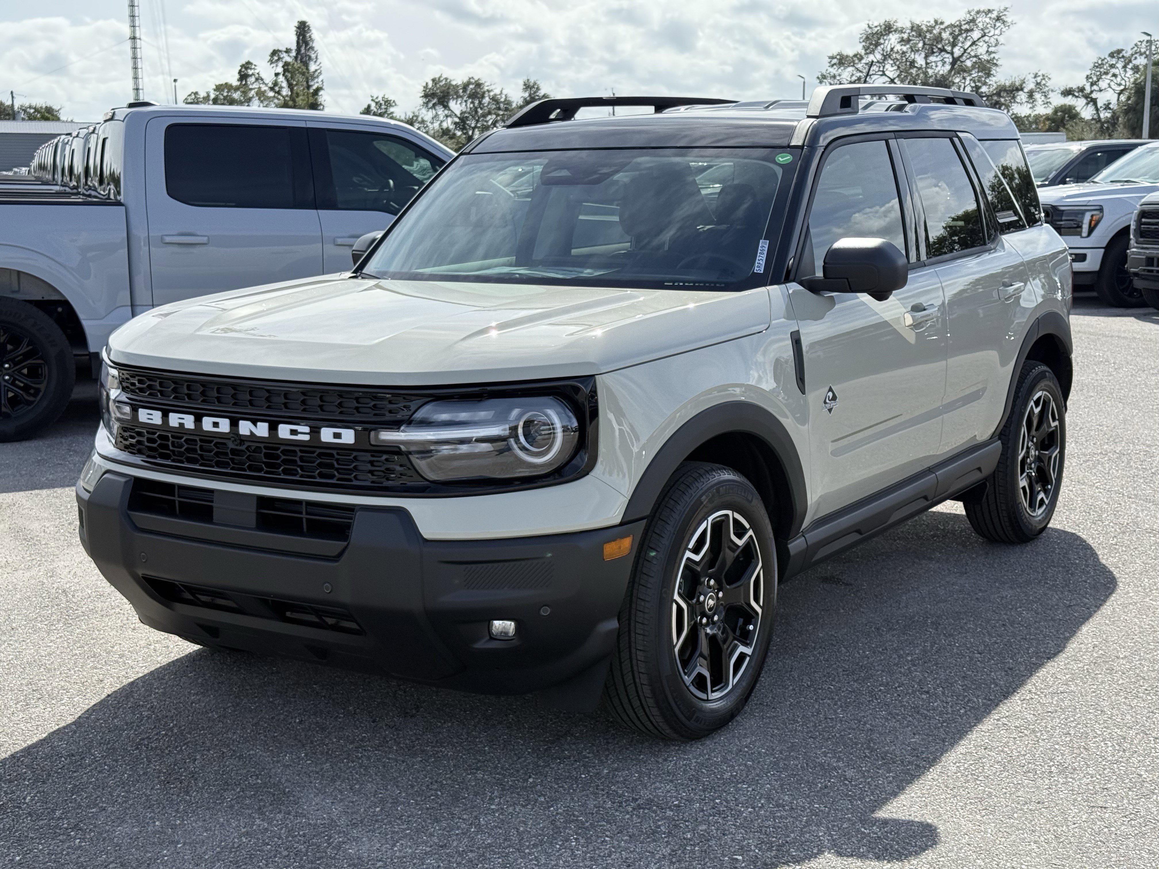 New 2025 Ford Bronco Sport Outer Banks w/ Outer Banks Tech Package+ image 8