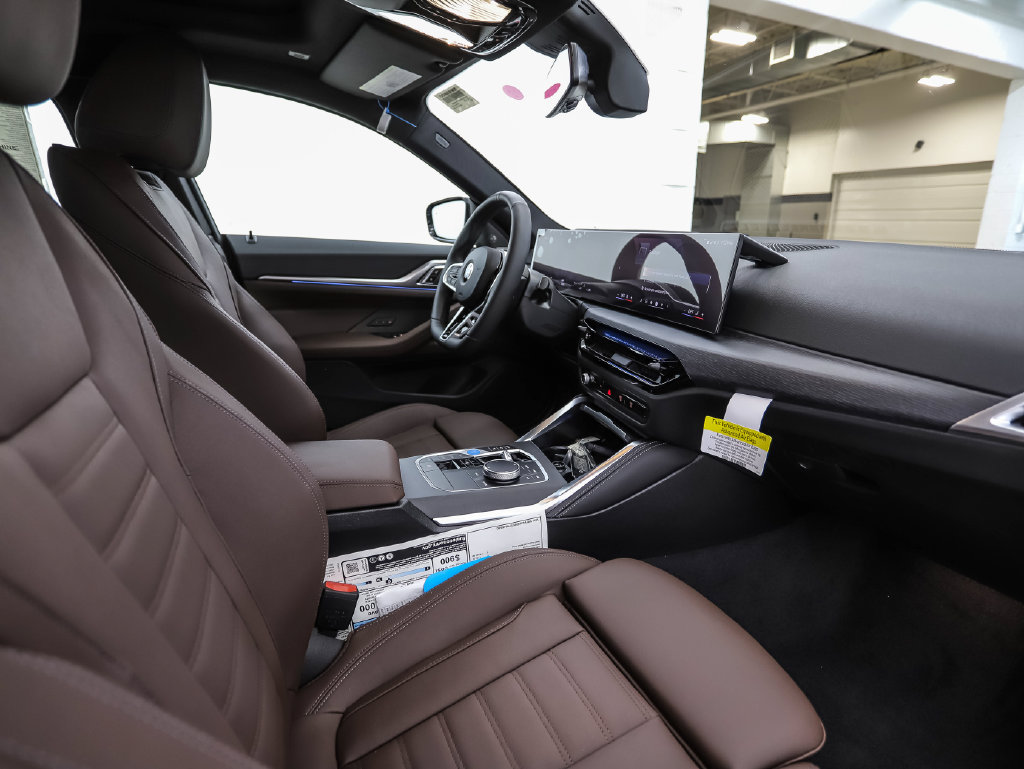 Used 2026 BMW i4 xDrive40i w/ M Sport Package AWD/4WD image 30