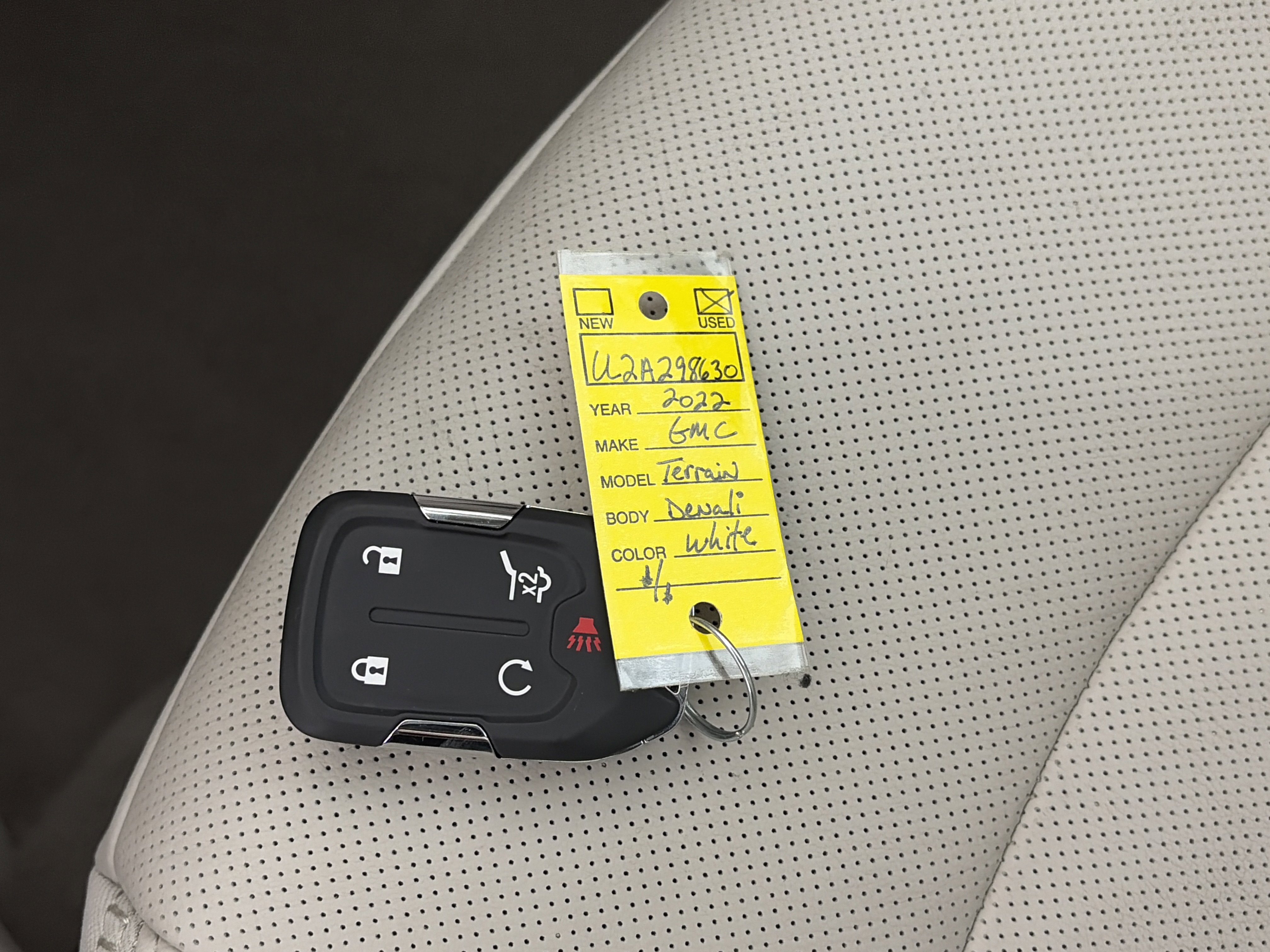 Used 2022 GMC Terrain Denali image 34