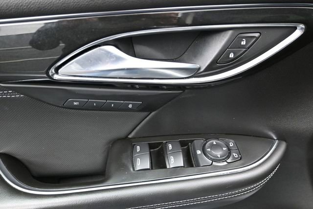 Used 2024 Buick Envision Preferred AWD/4WD image 23