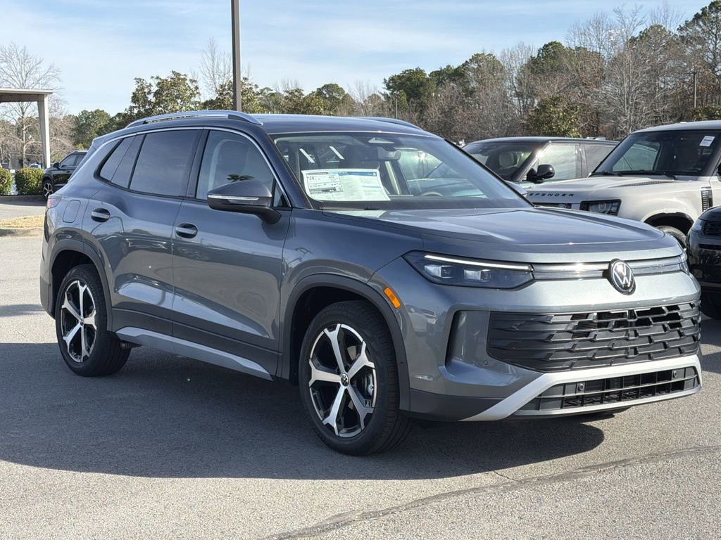 New 2026 Volkswagen Tiguan SE image 7