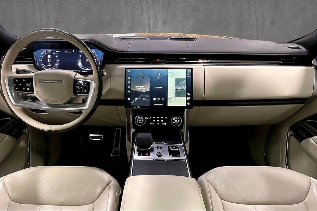 Used 2023 Land Rover Range Rover SE AWD/4WD image 7