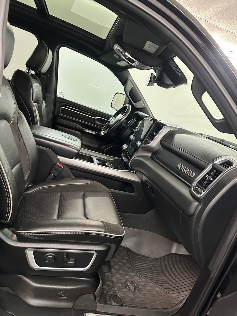 Used 2022 RAM 1500 Laramie w/ Night Edition AWD/4WD image 39