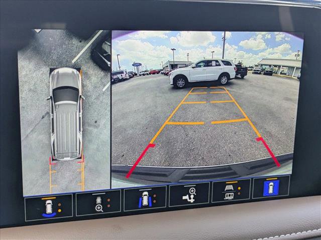 Used 2024 Chevrolet Suburban High Country image 14