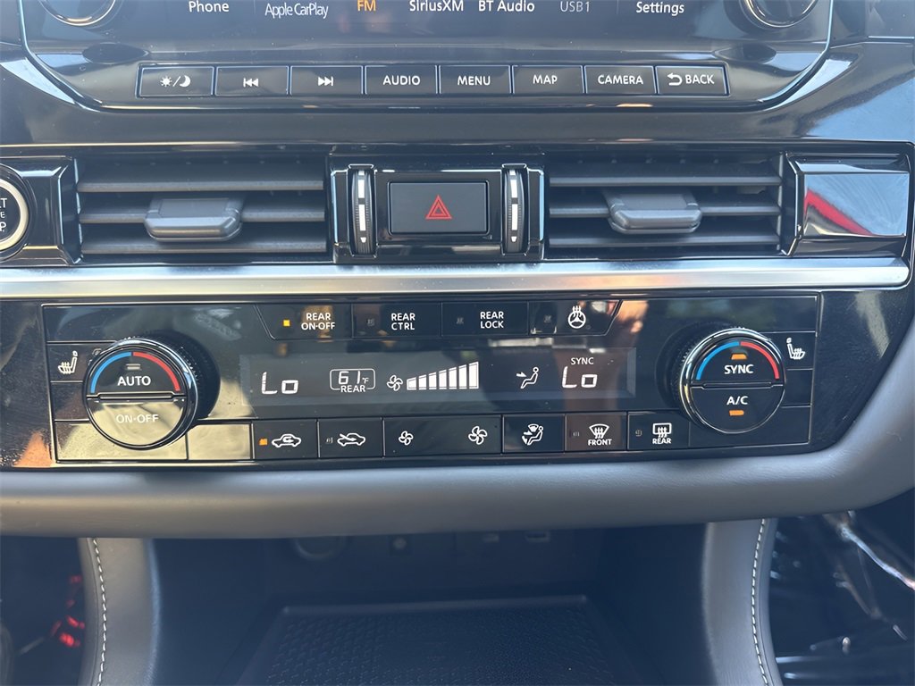 Used 2023 Nissan Pathfinder SL image 19