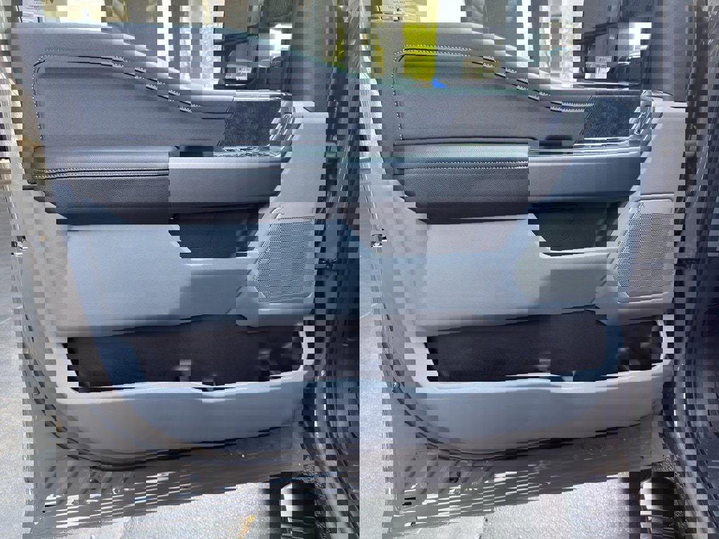 New 2026 Ford F350 XLT w/ XLT Premium Package image 15