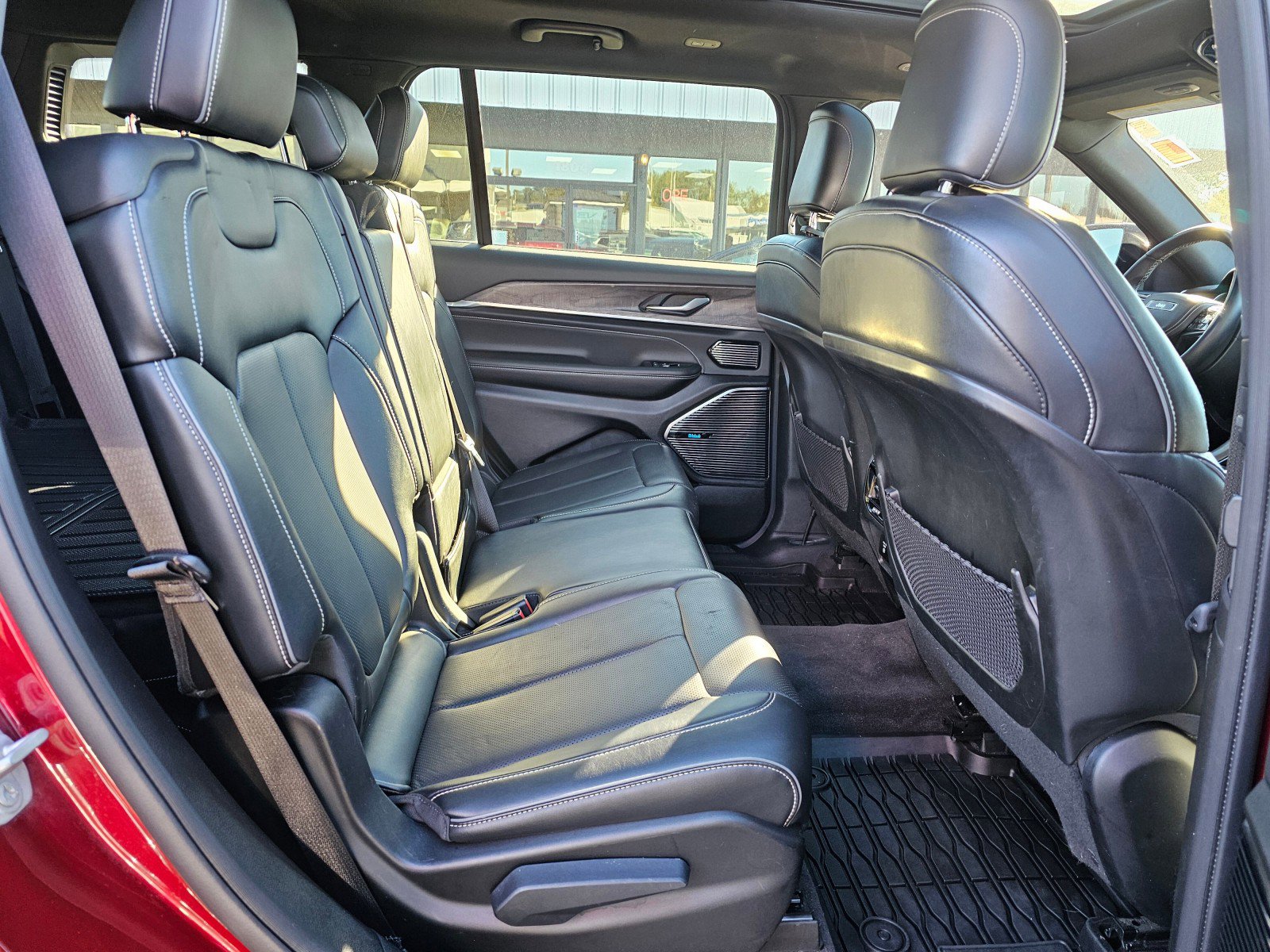 Used 2021 Jeep Grand Cherokee L Overland w/ MOPAR Finishing Package image 16