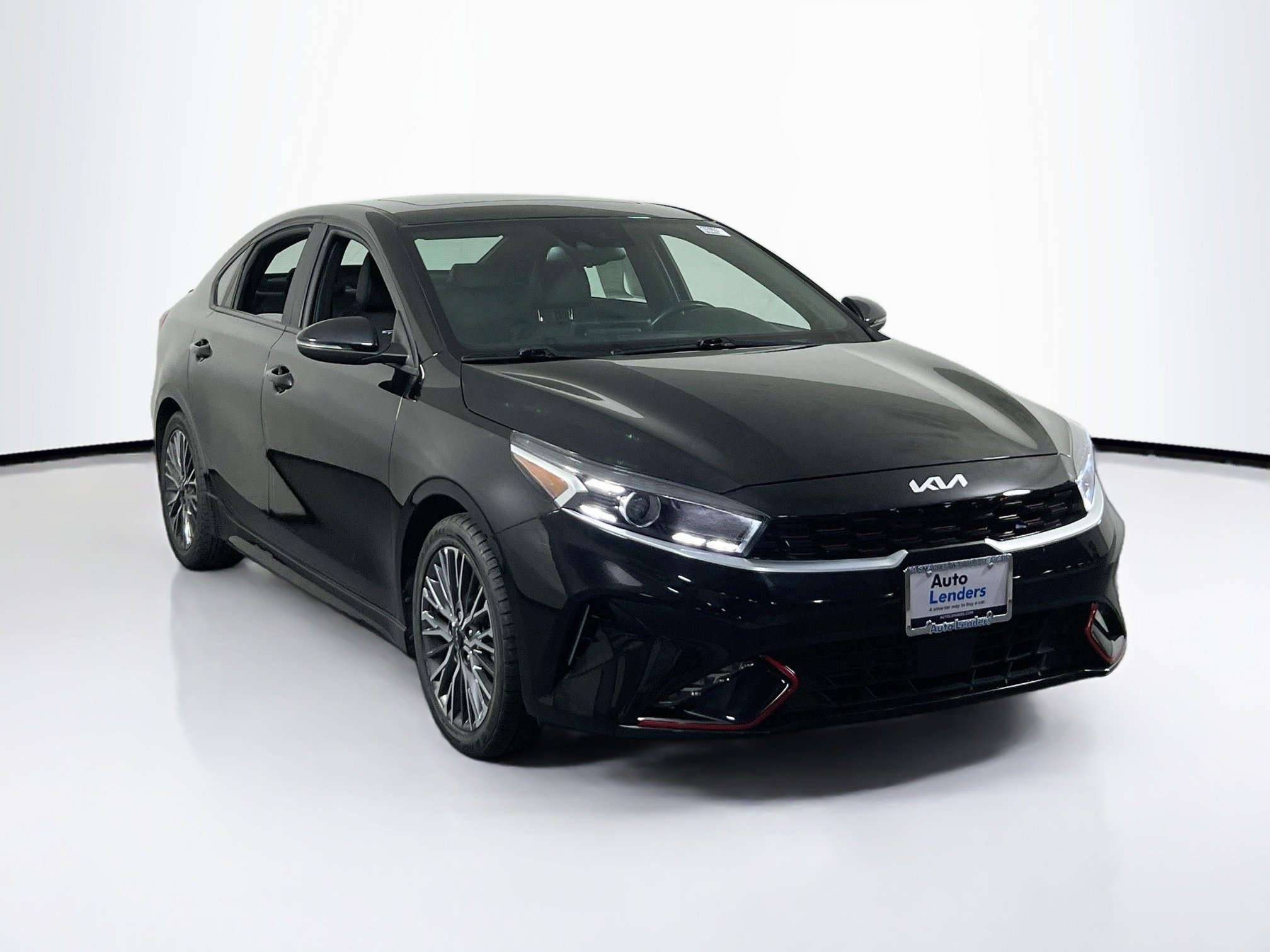 Used 2023 Kia Forte GT-Line w/ GT-Line Premium Package image 3