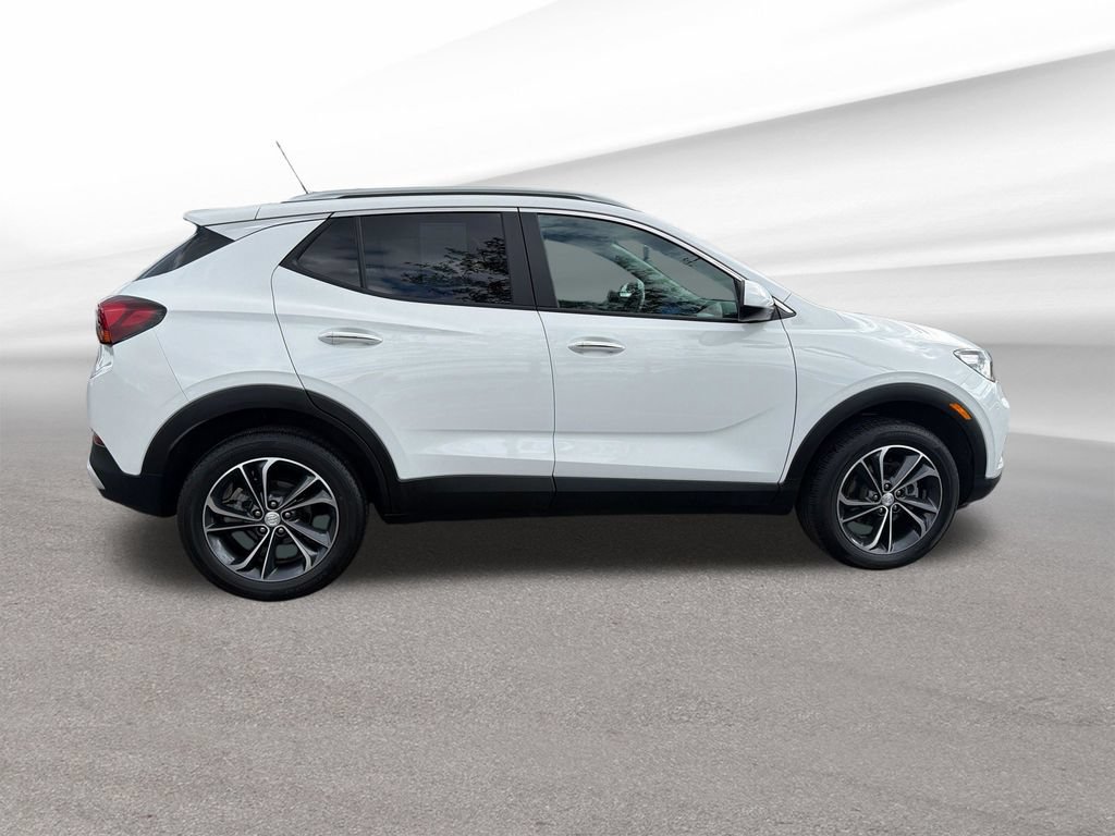 Certified 2023 Buick Encore GX Select w/ Safety Package II AWD/4WD image 7