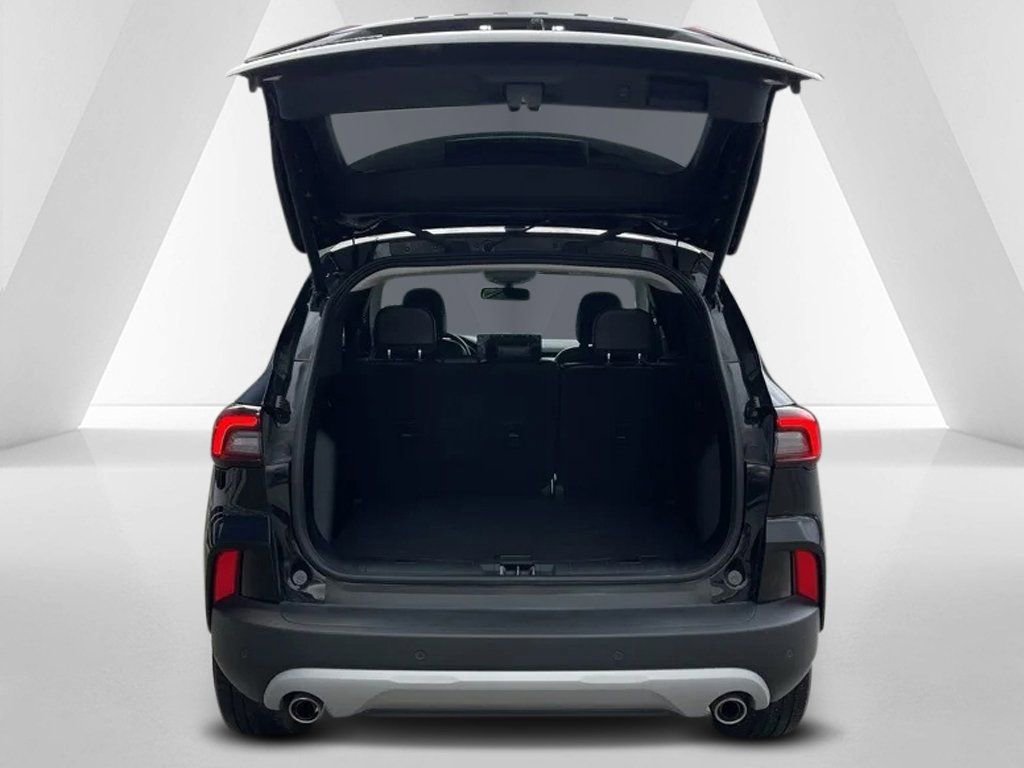 Used 2024 Ford Escape Platinum image 7