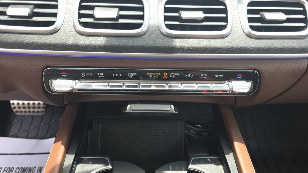 Certified 2024 Mercedes-Benz GLS 450 4MATIC image 21