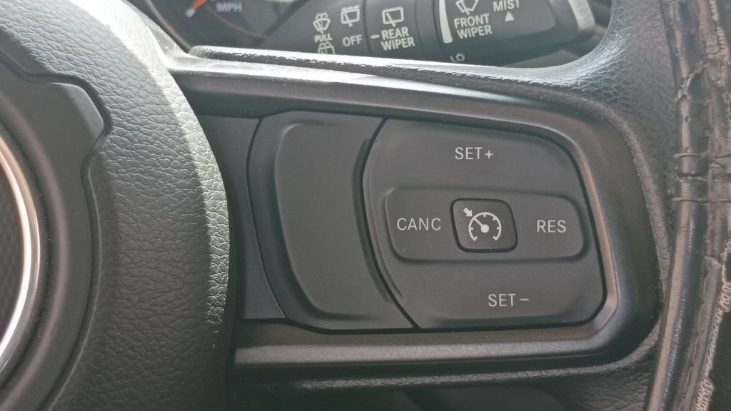 Used 2018 Jeep Wrangler Unlimited Sport AWD/4WD image 24