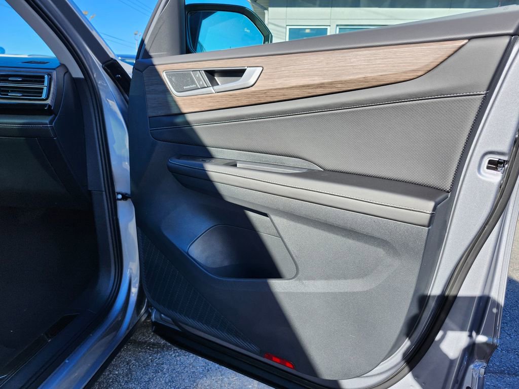 New 2026 Volkswagen Atlas SEL Premium R-Line image 19