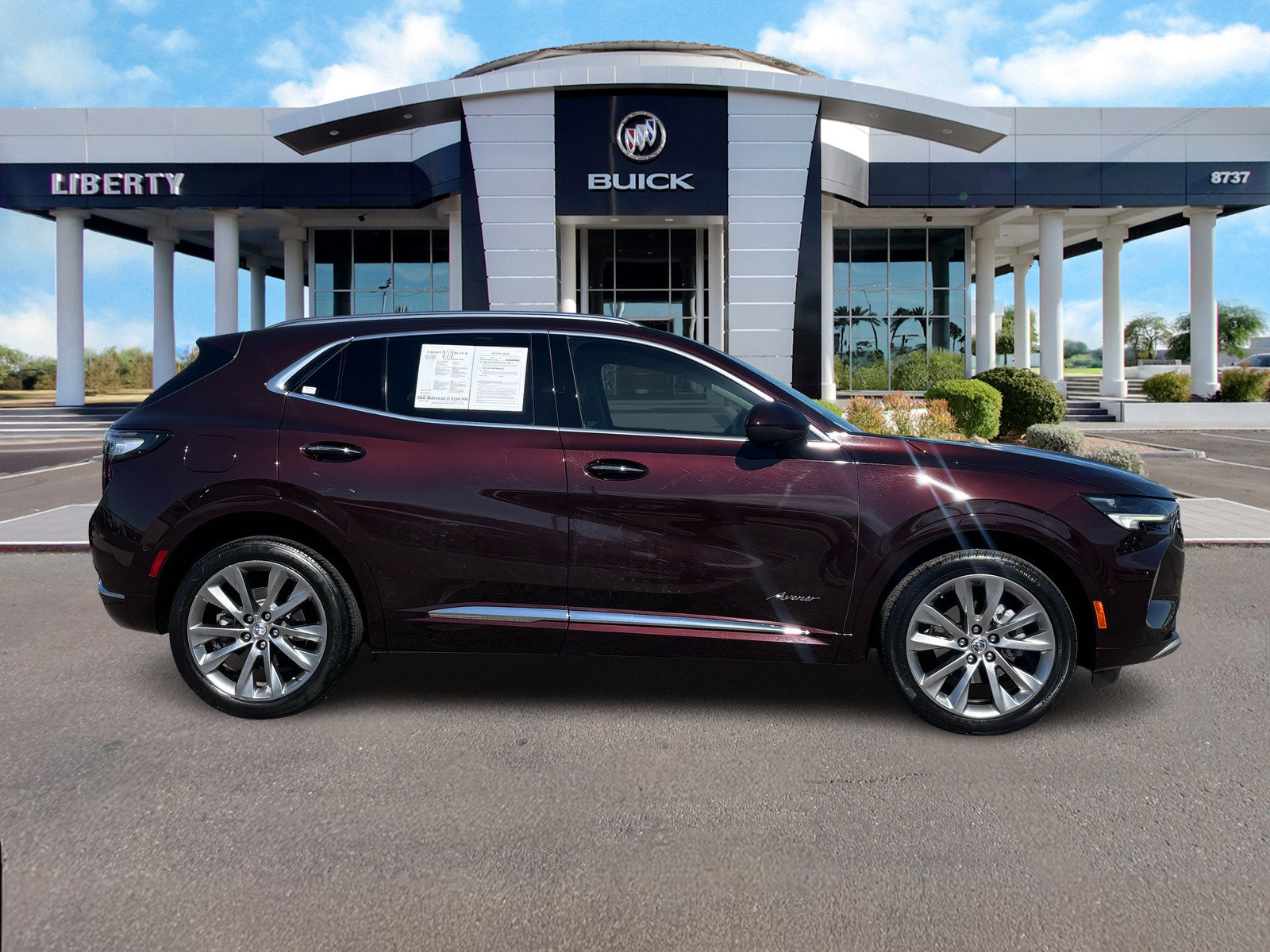 Used 2023 Buick Envision Avenir image 3