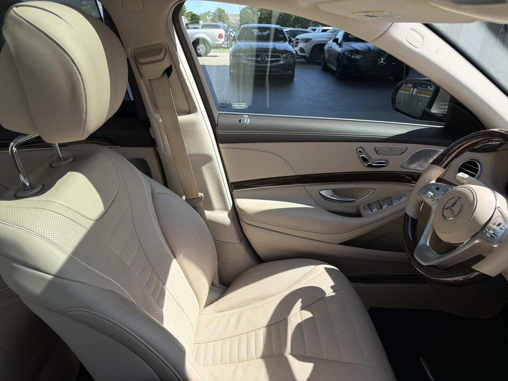 Used 2020 Mercedes-Benz S 560 Sedan image 11