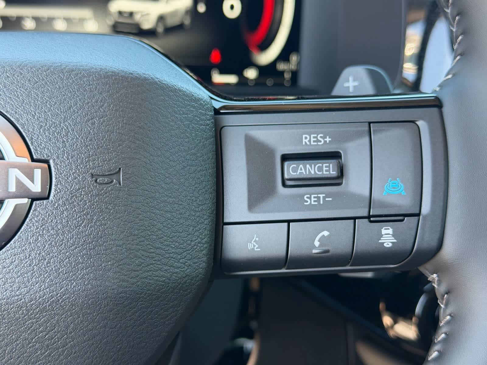 New 2026 Nissan Pathfinder SL FWD image 12