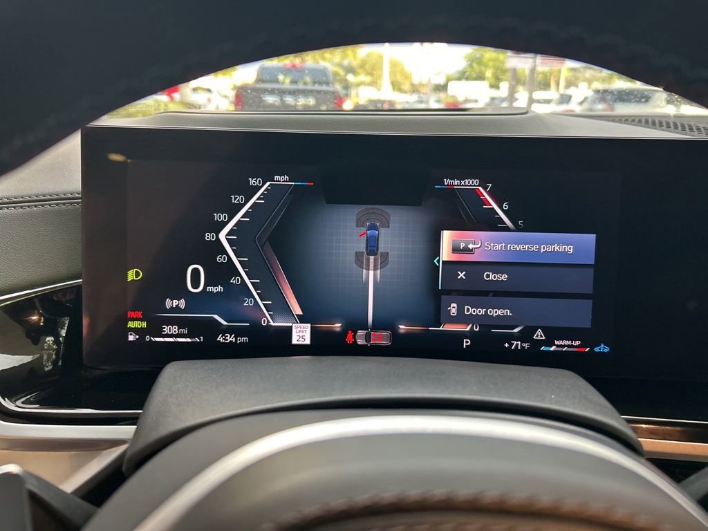 Used 2023 BMW X7 M60i w/ Executive Package image 65