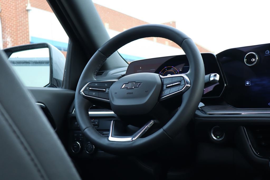 Used 2025 Chevrolet Suburban Z71 w/ Z71 Off-Road Package image 55