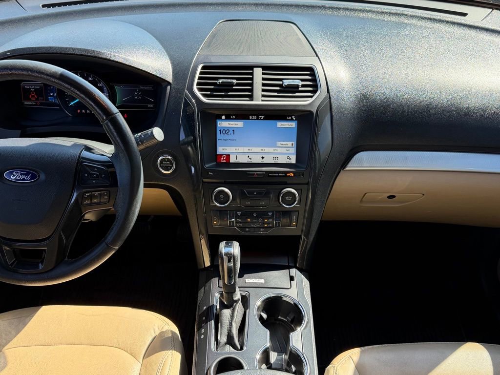 Used 2017 Ford Explorer XLT w/ Equipment Group 202A image 17