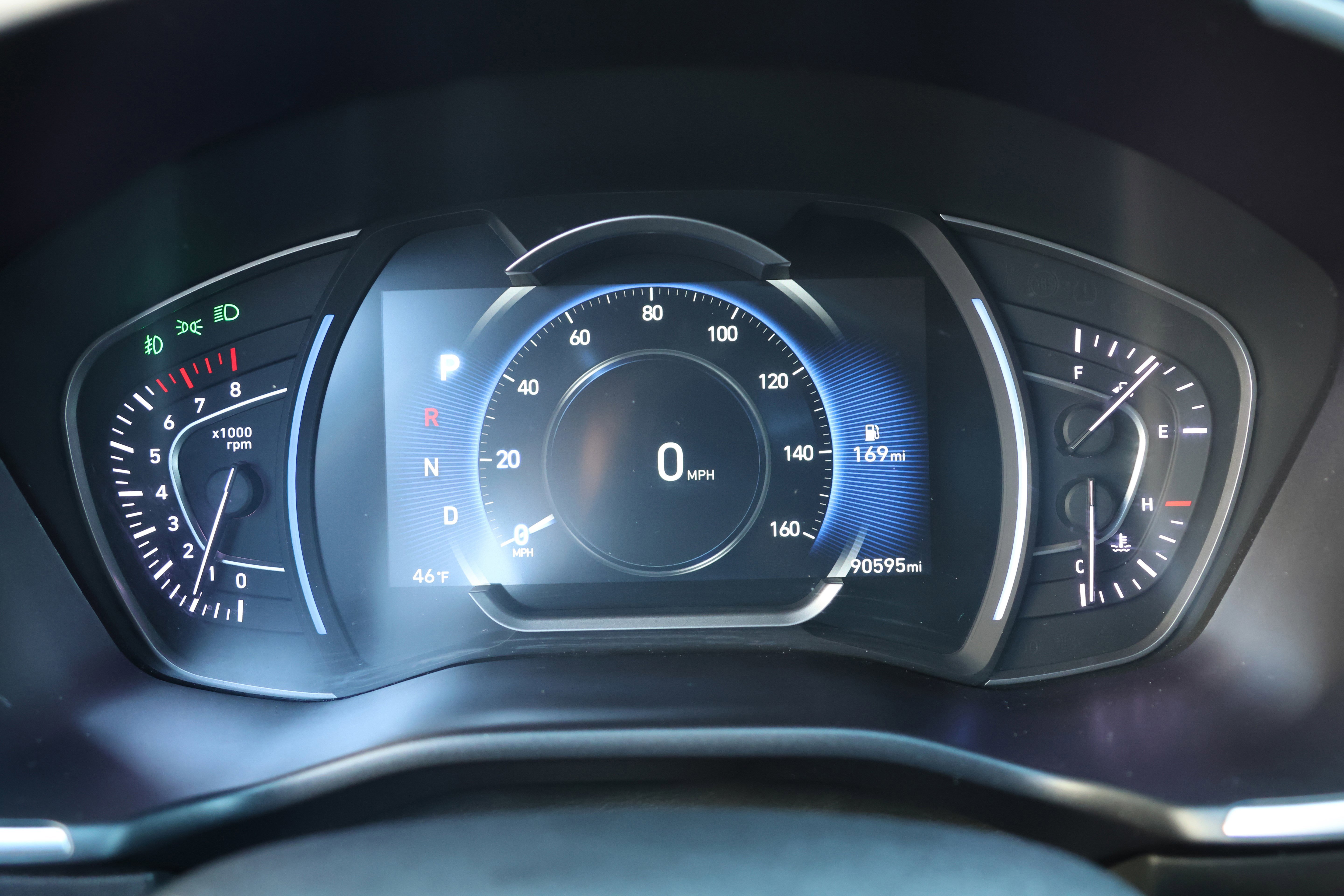 Used 2020 Hyundai Santa Fe SEL w/ Convenience + Premium Package image 19