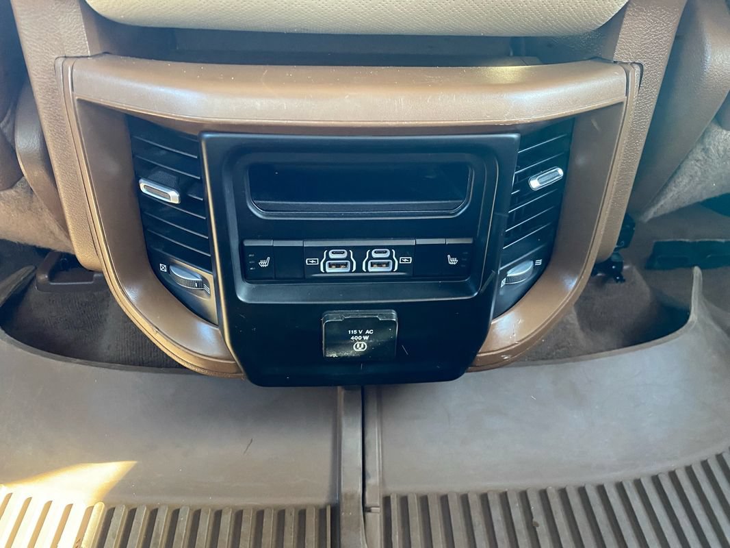 Used 2021 RAM 1500 Laramie AWD/4WD image 34