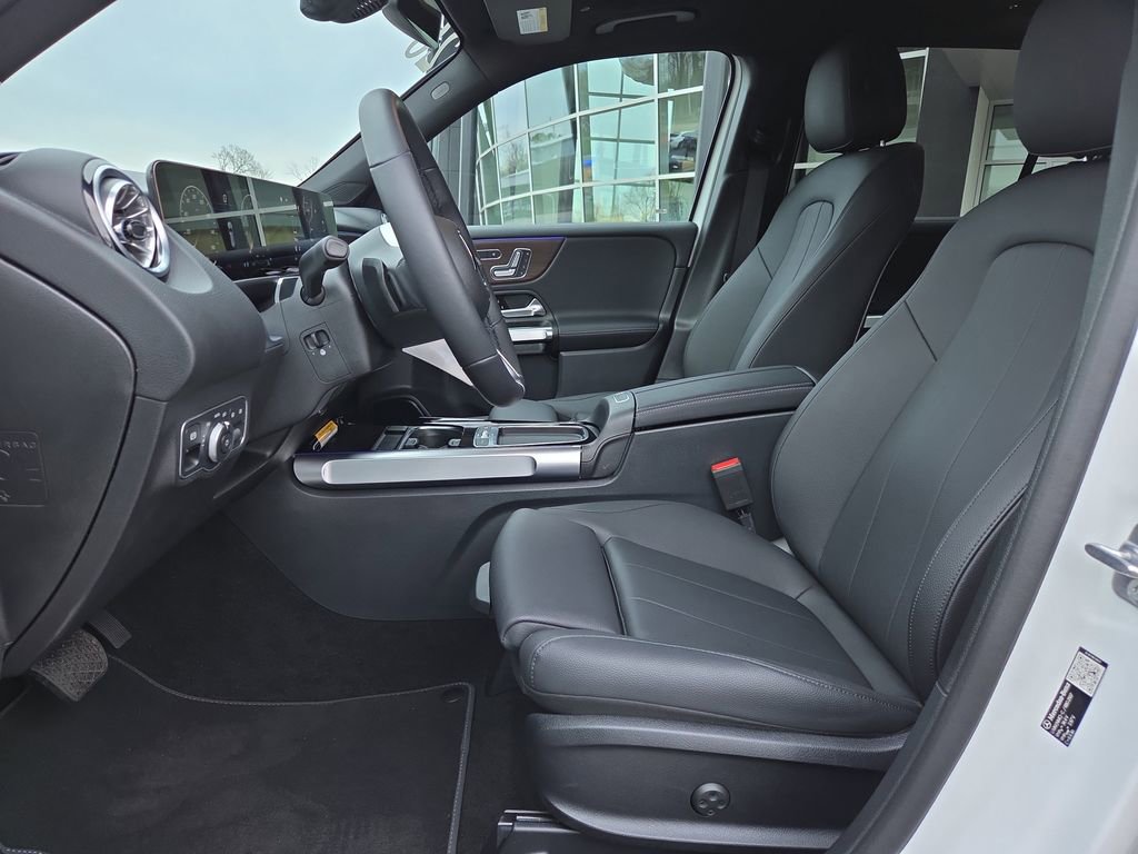 Used 2026 Mercedes-Benz GLB 250 GLB 250 image 10