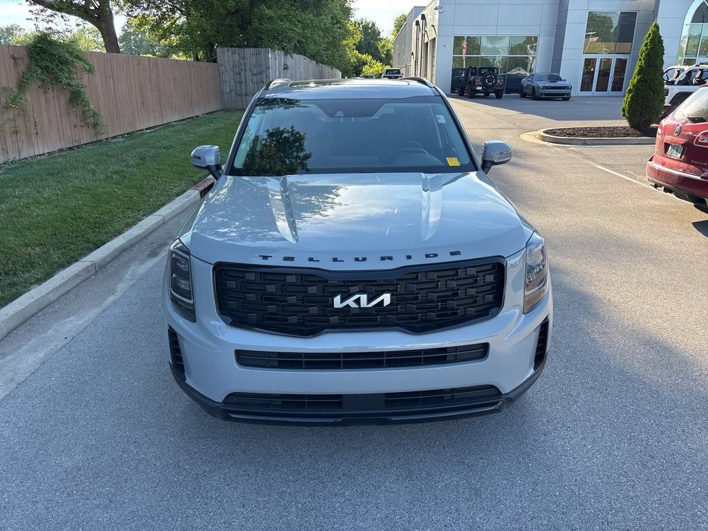 Used 2022 Kia Telluride EX w/ EX Premium Package AWD/4WD image 8