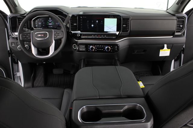 New 2026 GMC Sierra 2500 SLT AWD/4WD image 9