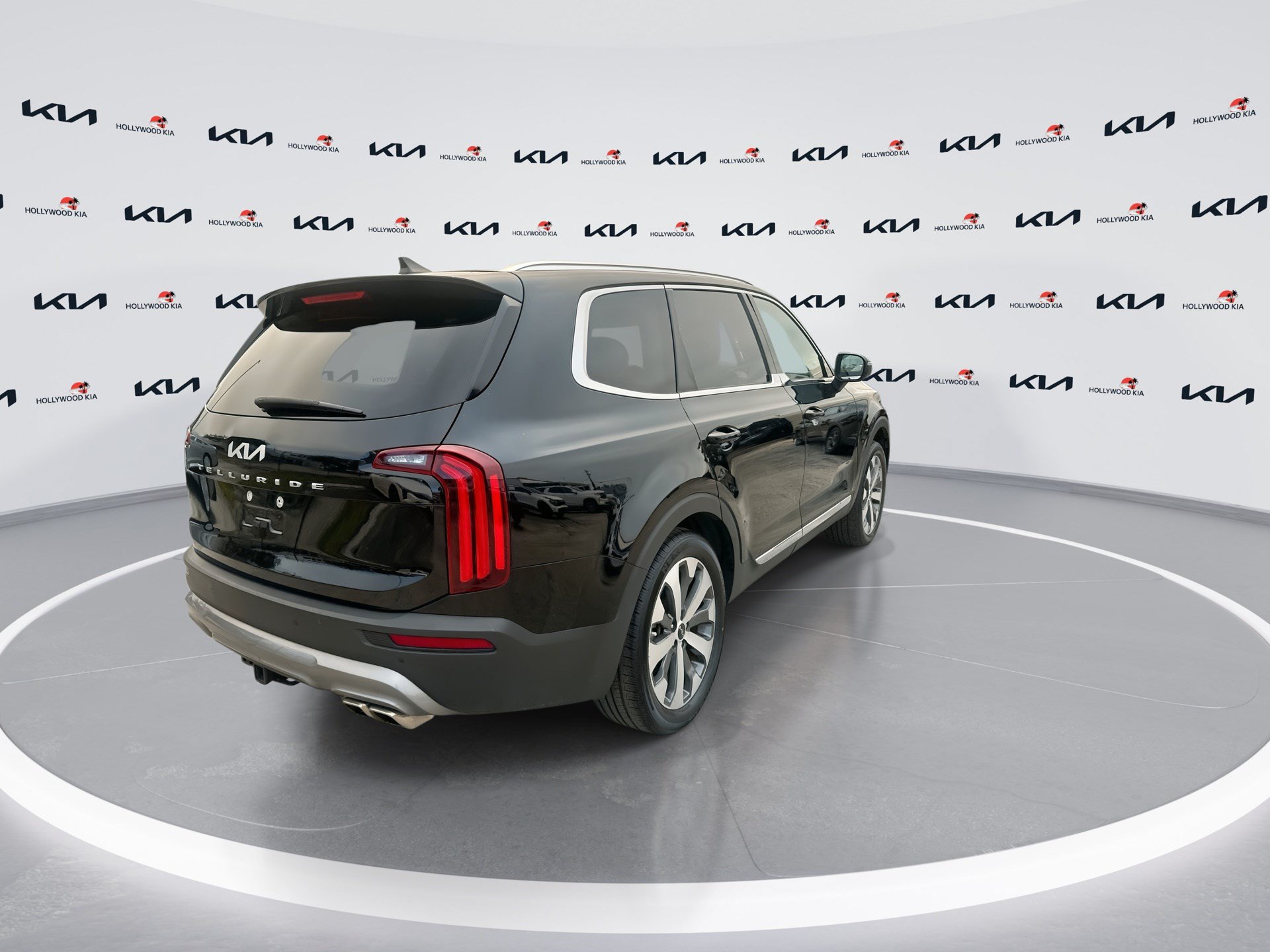 Certified 2022 Kia Telluride EX w/ EX Premium Package FWD image 8