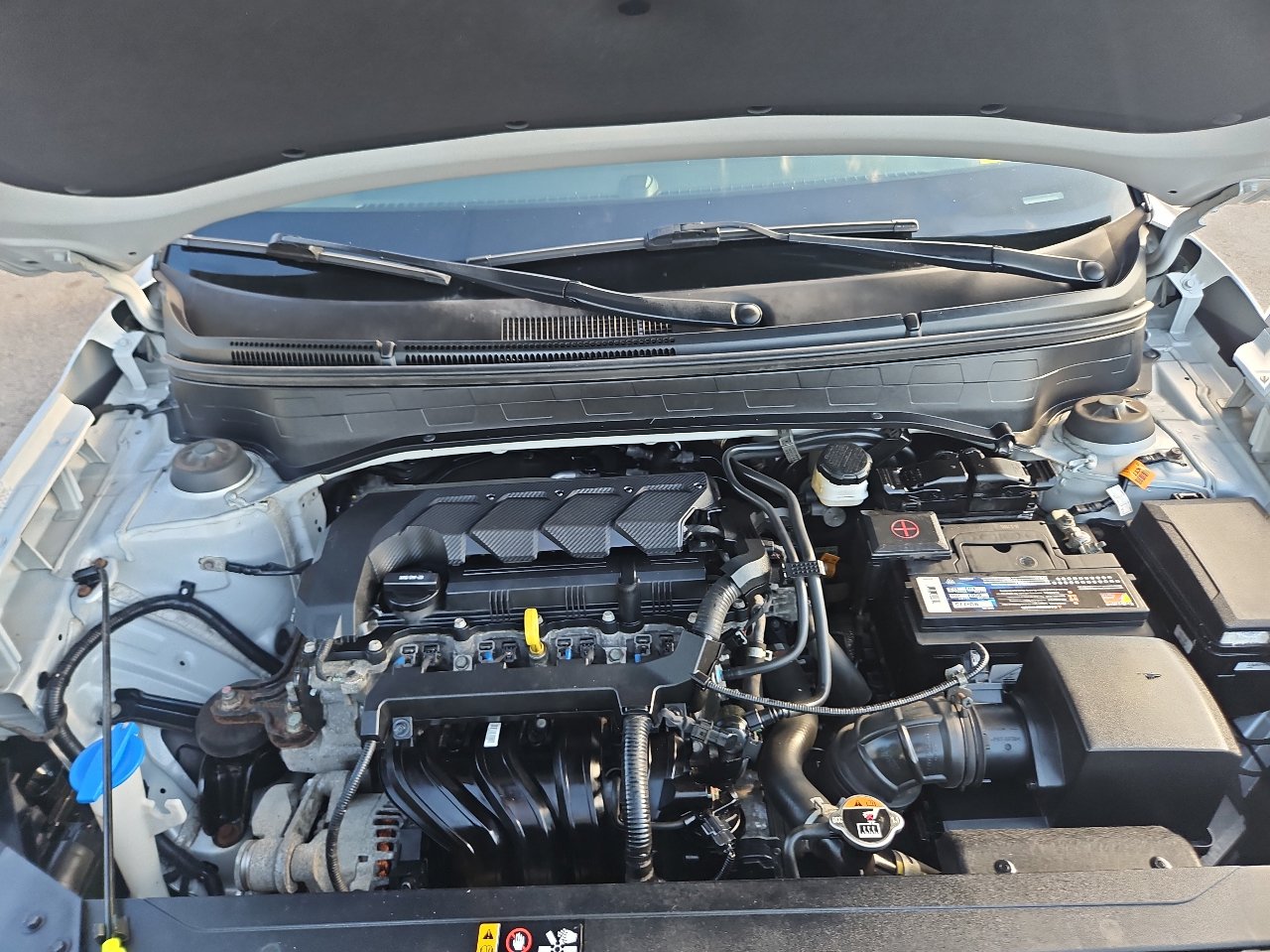 Used 2020 Hyundai Venue SEL image 35