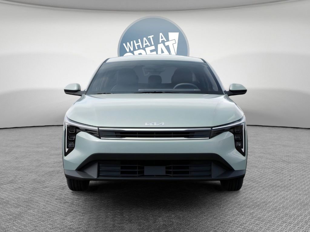 New 2026 Kia K4 LXS image 2